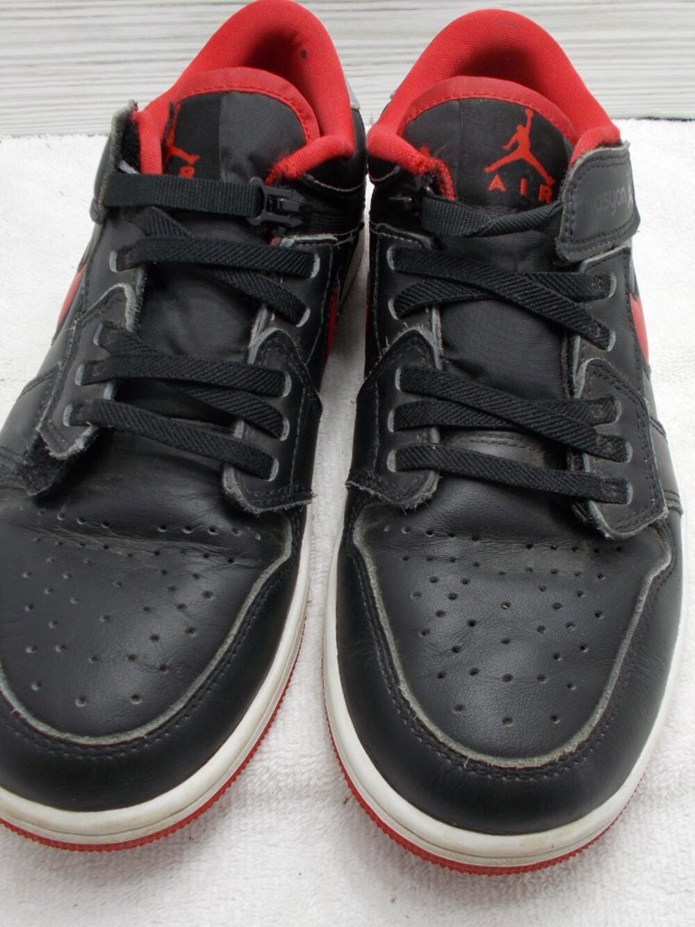 Nike Air Jordan 1 Low FlyEase Black Cement Fire Red Men's 8.5